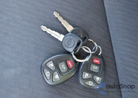 2013 Chevrolet Suburban 1500 Ls from USA, damaged, VIN 1GNSKHE73DR257430